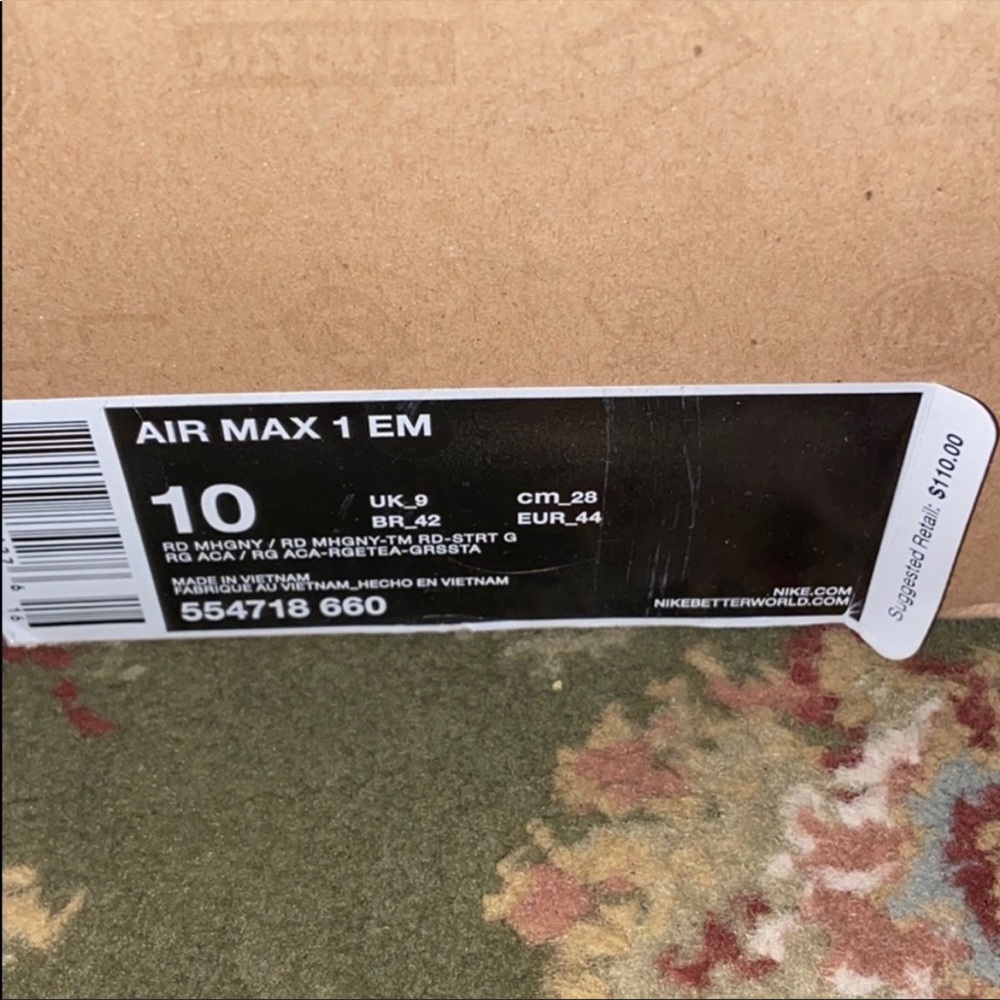 Nike Air Max Sneakers - Picture 7 of 7